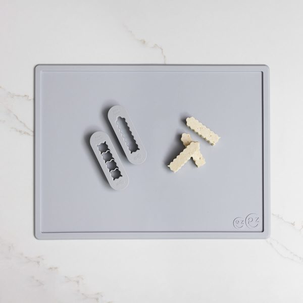 ezpz Mini Placemat + BLW Food Cutters Bundle